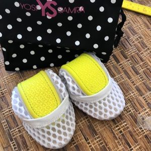 YOSI SAMRA Shoes - YOSI SAMRA Girls WhiteKnit Foldable Ballets YOSI SAMRA Shoes - YOSI SAMRA Girls WhiteKnit Foldable Ballets